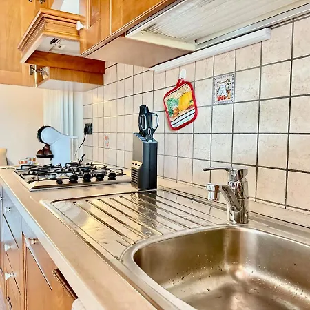 A House Between A Waterfall And A The Enchantment Of Appartamento *